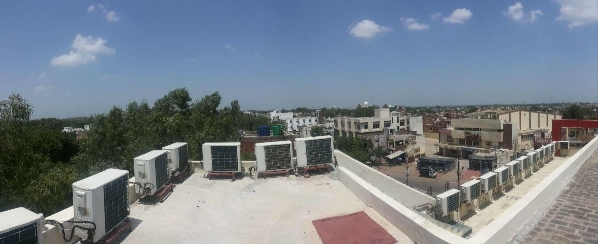 אגרה Star Hotel מראה חיצוני תמונה